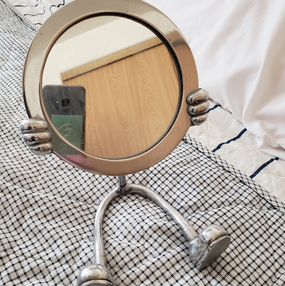 Mickey Mirror